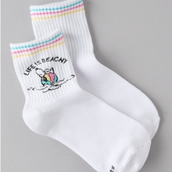 American Eagle Outfitters White Ankle Socks Hosiery - Picture 1 of 1